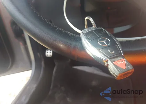 2008 Mercedes-Benz C 300 Luxury/Sport from USA, damaged, VIN WDDGF54X68R018095